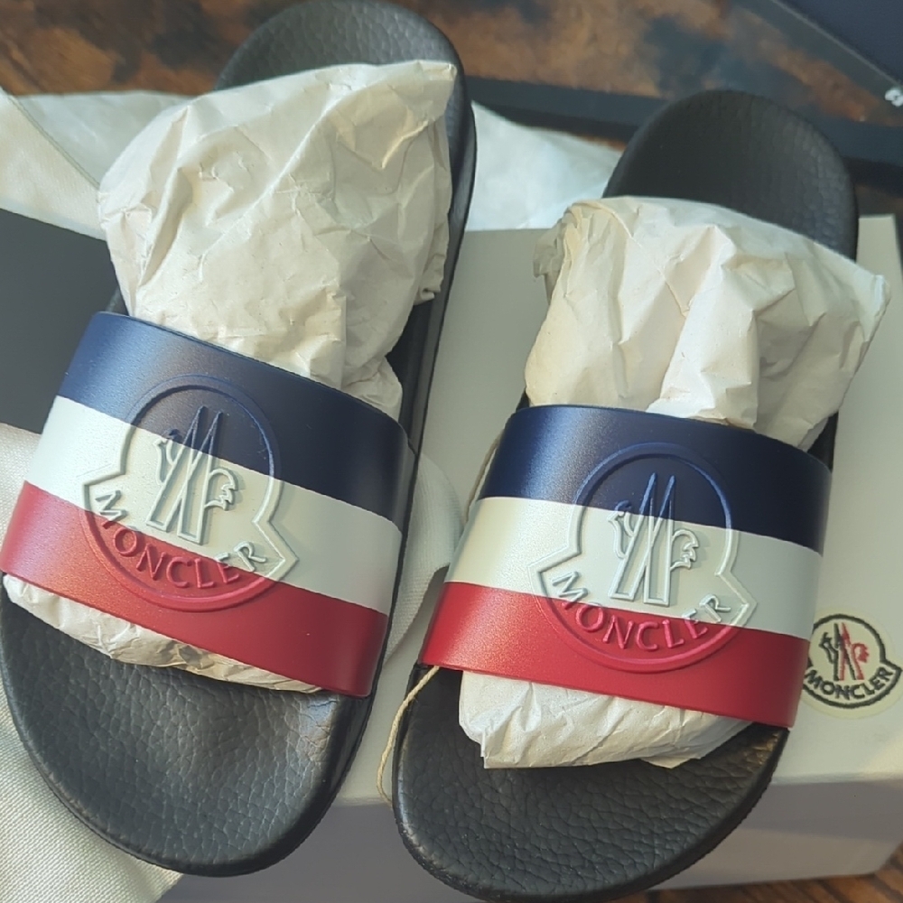 Moncler Jeanne Pool Slides